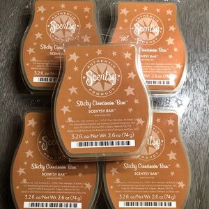 Scentsy Sticky Cinnamon Bun wax melts. 4 are NEW. One open. 🚭 Smoke Free Home
